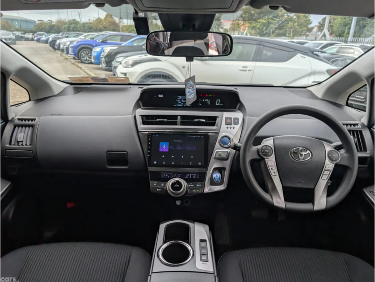 Toyota Prius MPV, Petrol Hybrid, 2019, Silver