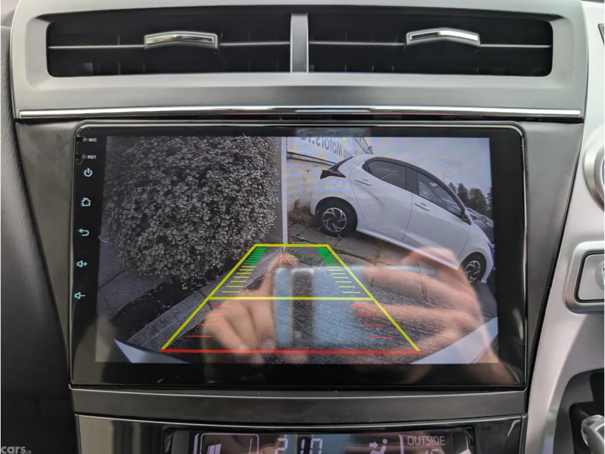 Toyota Prius MPV, Petrol Hybrid, 2019, Silver
