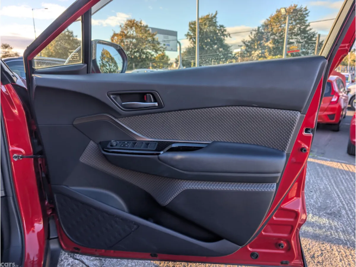 Toyota C-HR SUV, Petrol Hybrid, 2019, Red