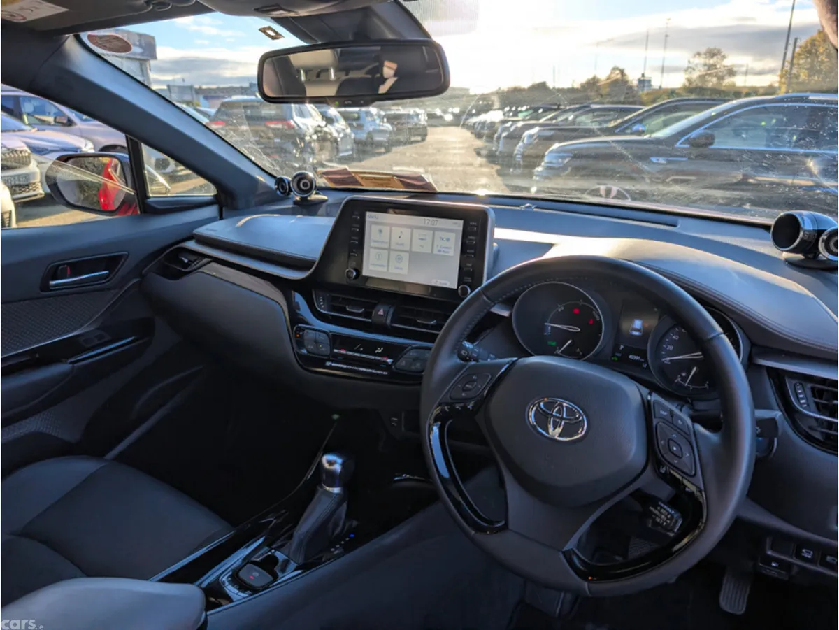 Toyota C-HR SUV, Petrol Hybrid, 2019, Red
