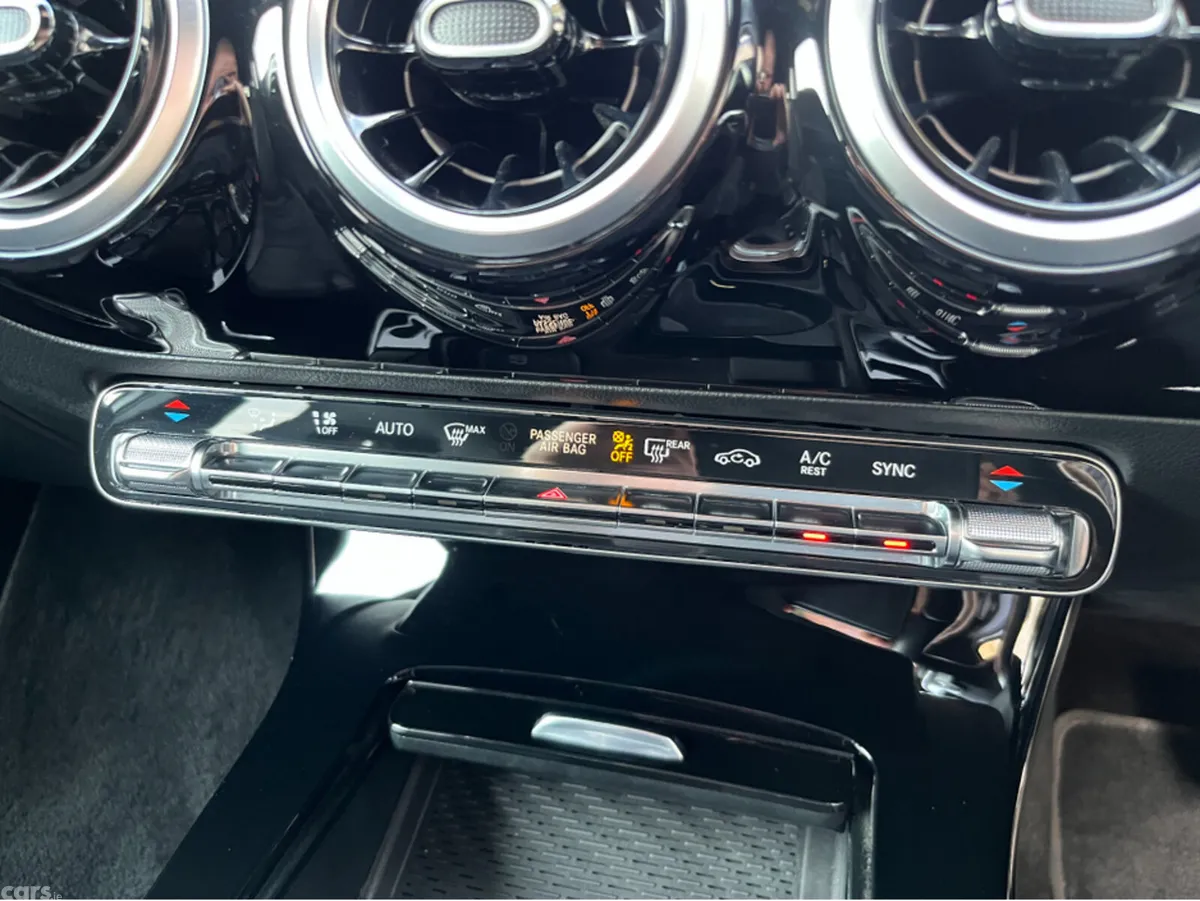 Mercedes-Benz A-Class Hatchback, Diesel, 2019, Grey