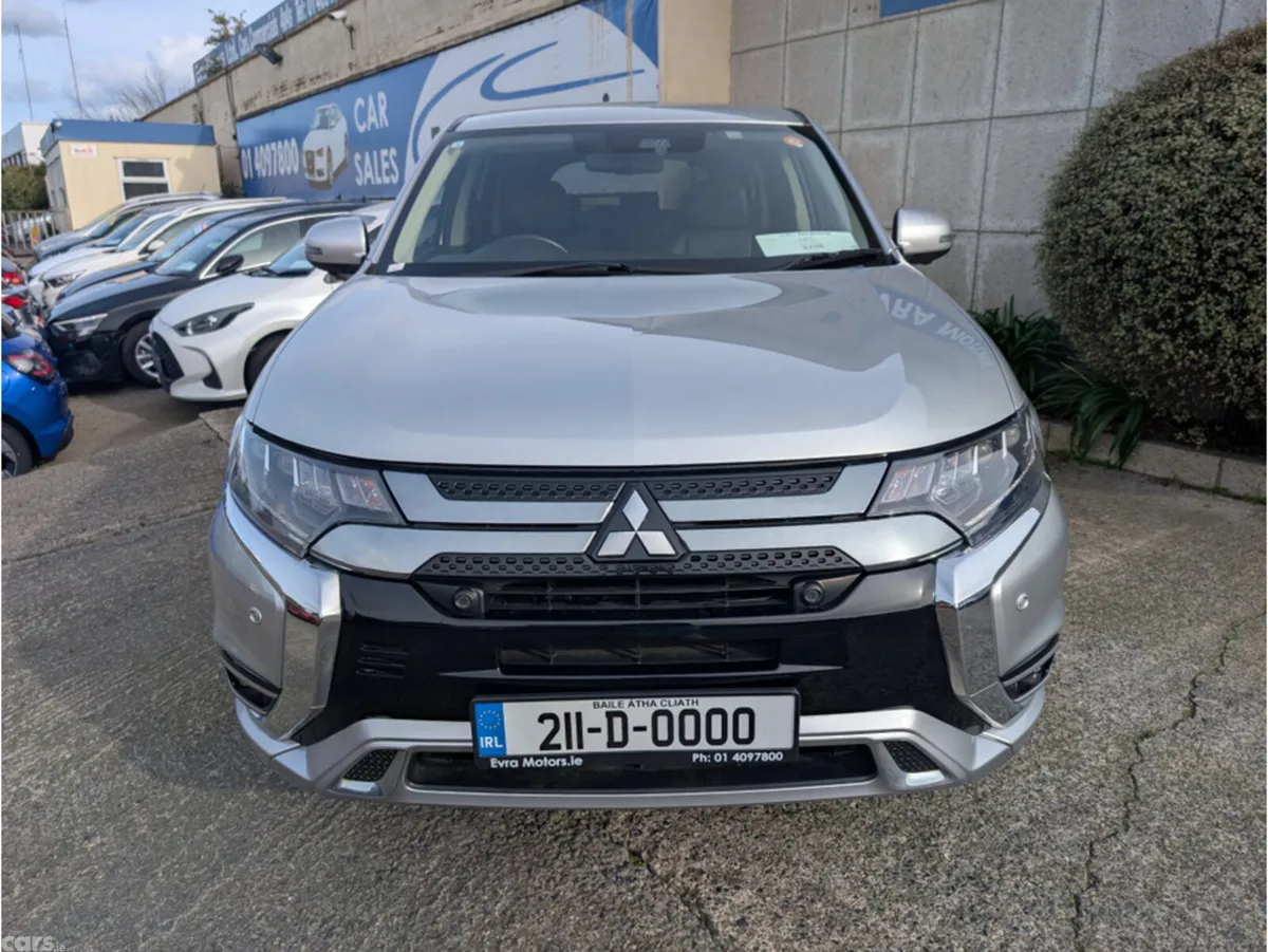 Mitsubishi Outlander SUV, Petrol Plug-in Hybrid, 2021, Silver