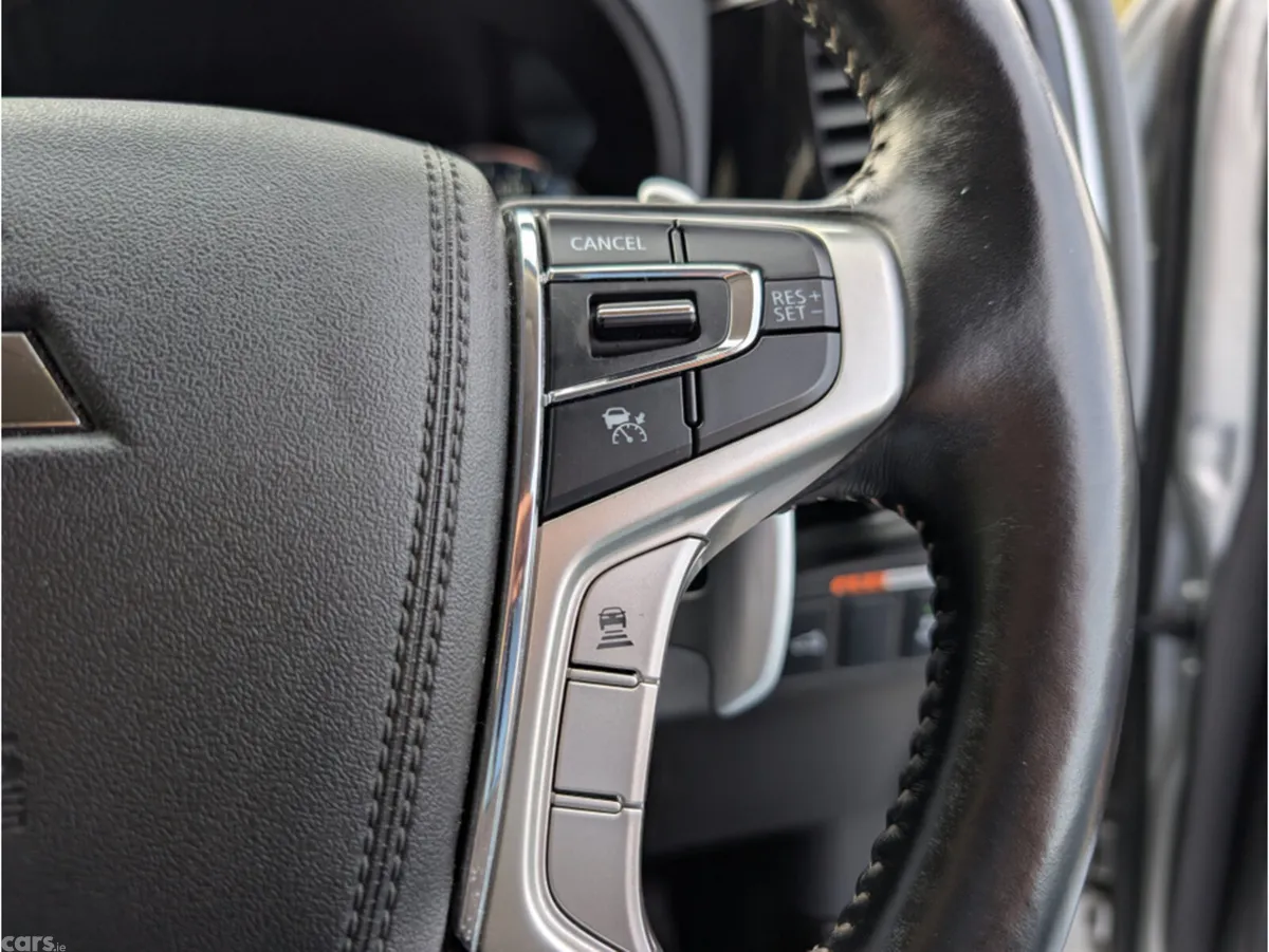Mitsubishi Outlander SUV, Petrol Plug-in Hybrid, 2021, Silver