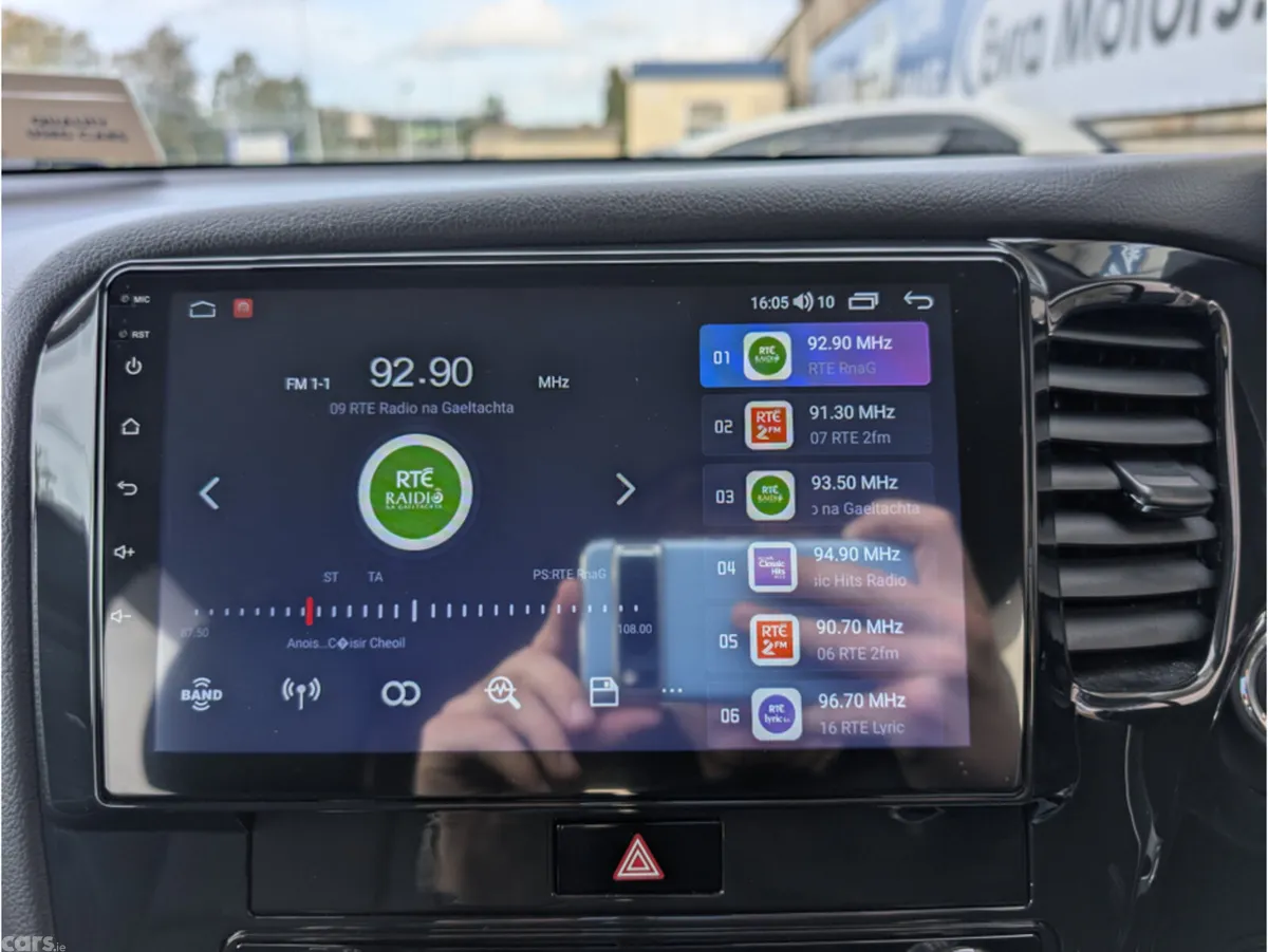 Mitsubishi Outlander SUV, Petrol Plug-in Hybrid, 2021, Silver