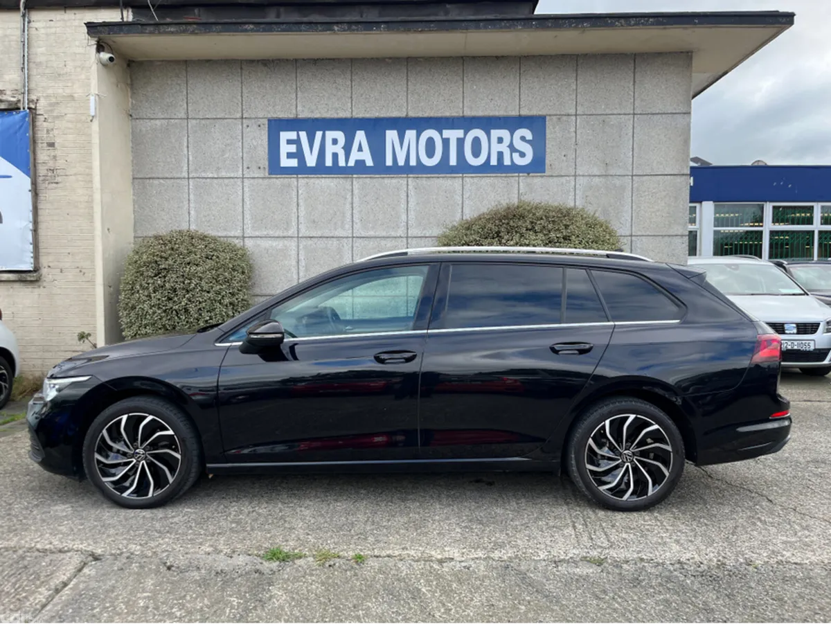 Volkswagen Golf Estate, Diesel, 2023, Black