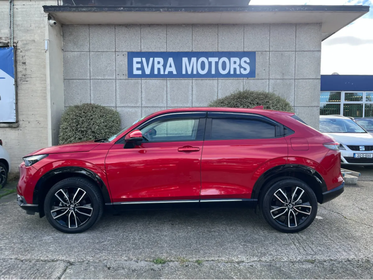 Honda Vezel SUV, Petrol Hybrid, 2022, Red