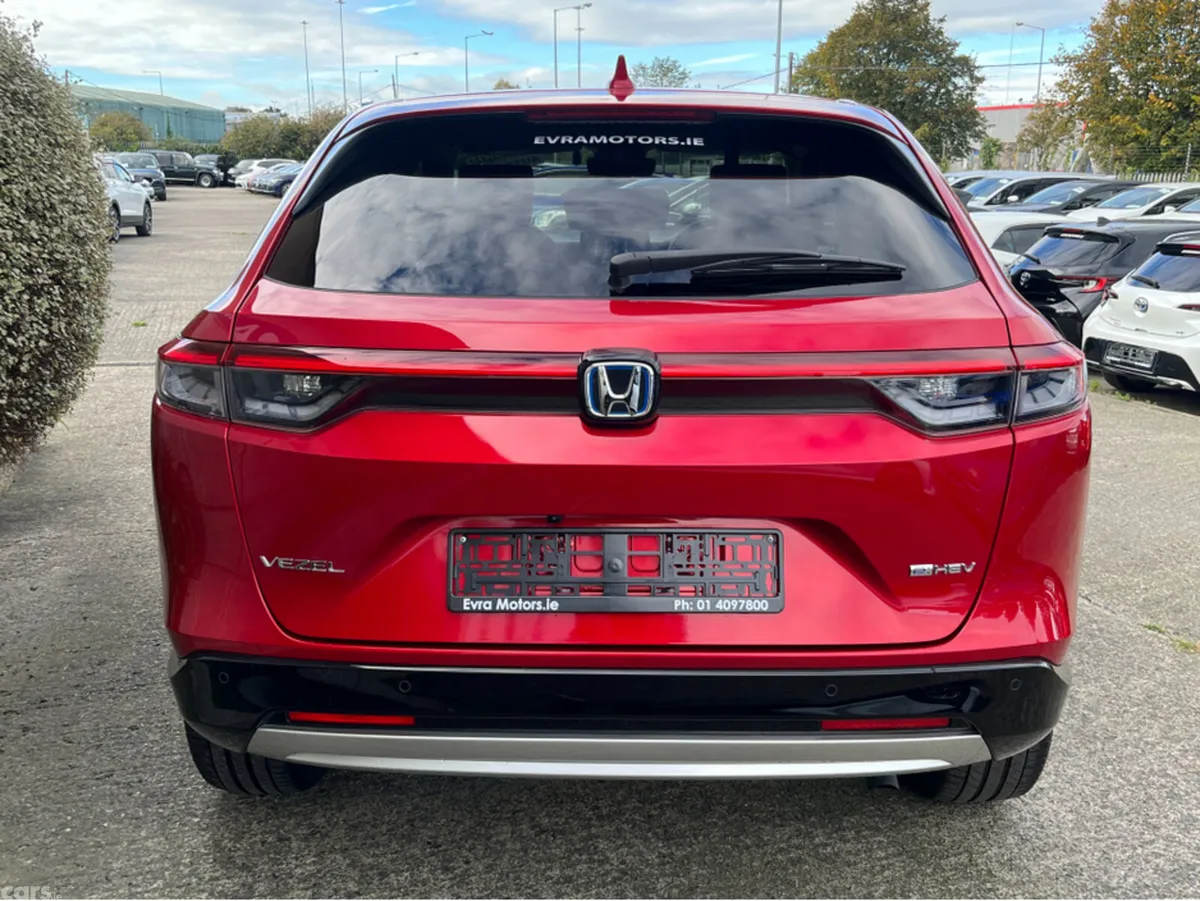 Honda Vezel SUV, Petrol Hybrid, 2022, Red