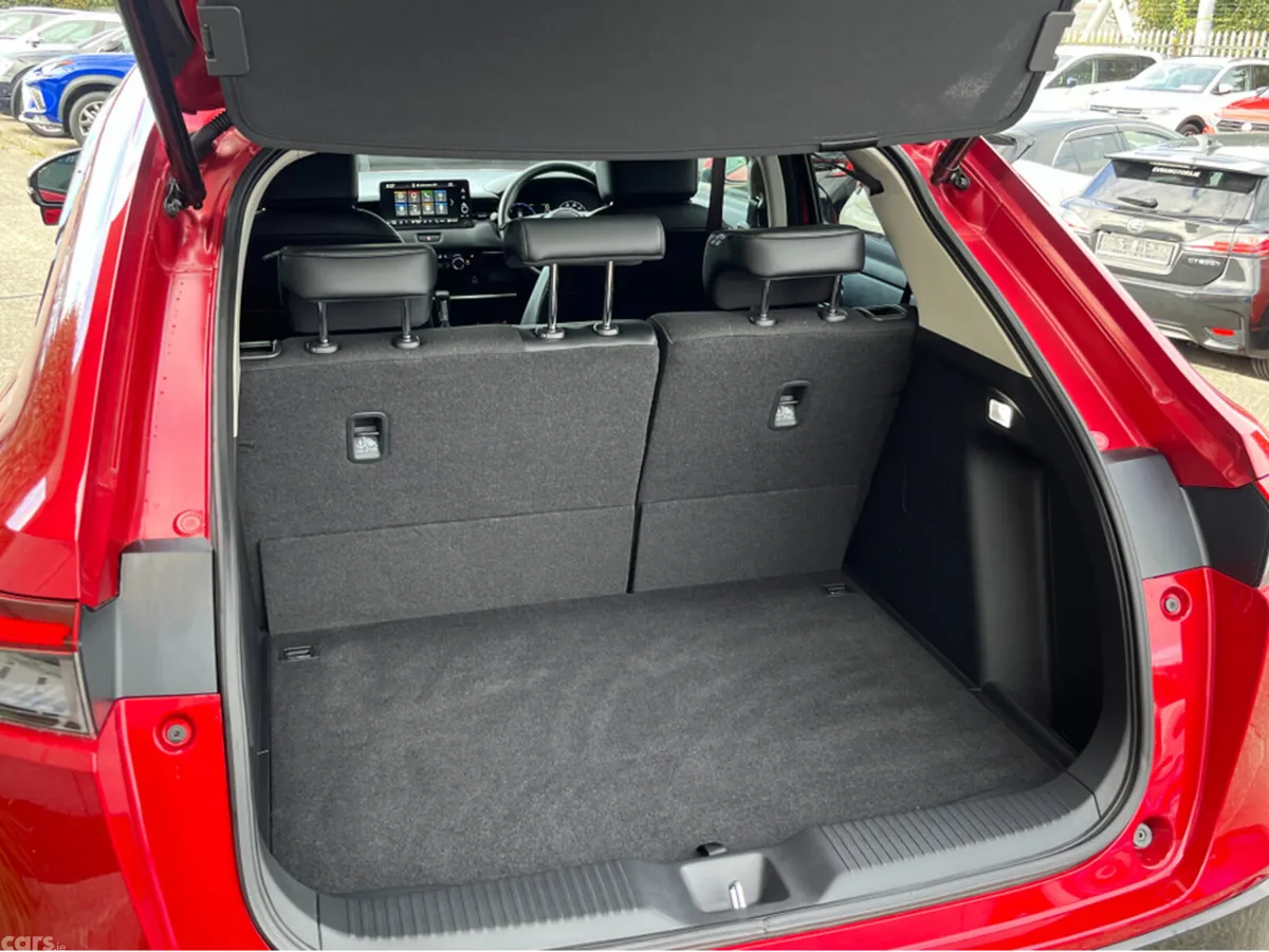 Honda Vezel SUV, Petrol Hybrid, 2022, Red