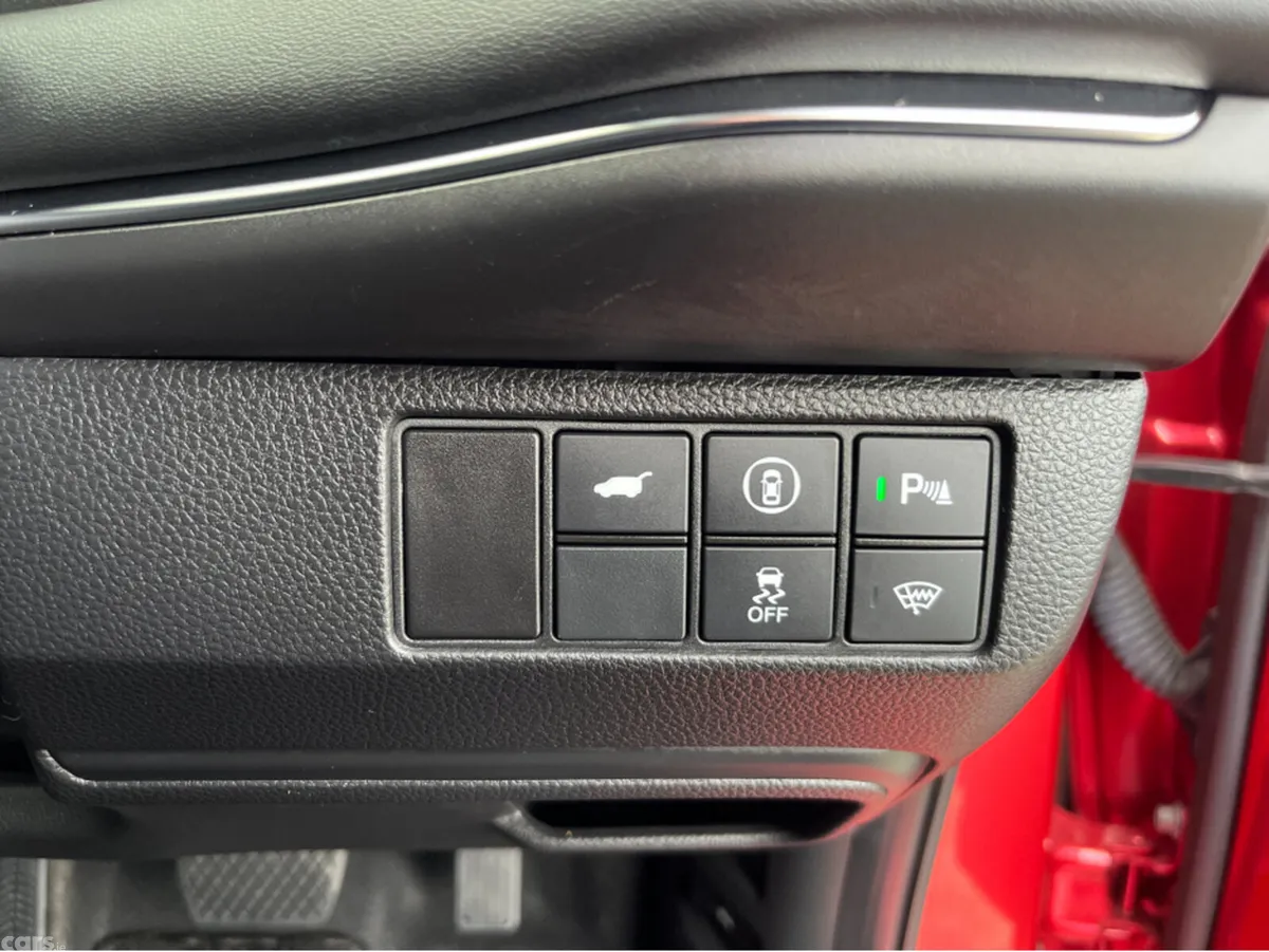 Honda Vezel SUV, Petrol Hybrid, 2022, Red