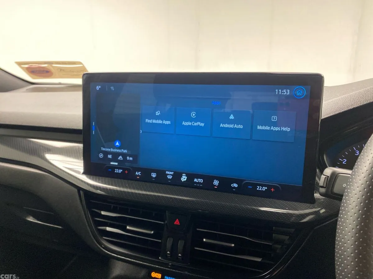 Ford Focus Hatchback, Petrol, 2024, Black