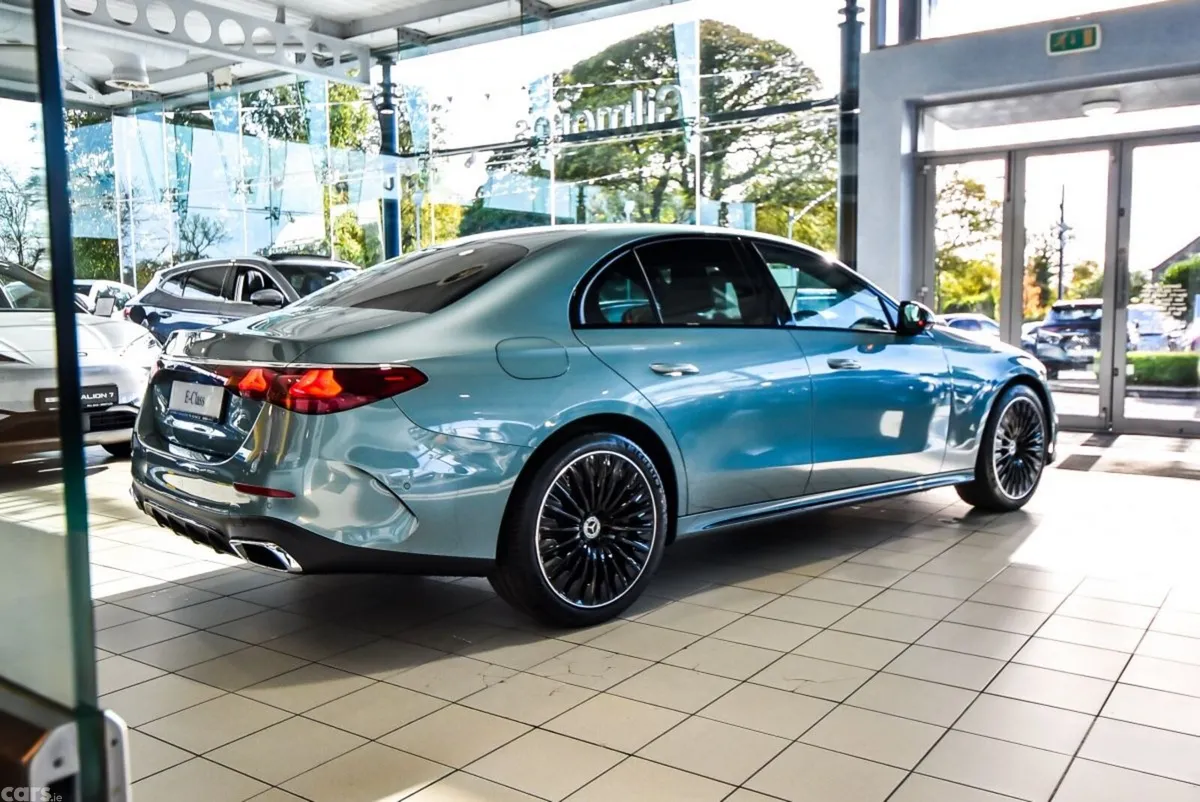 Mercedes-Benz E-Class Saloon, Diesel Plug-in Hybrid, 2027, Silver