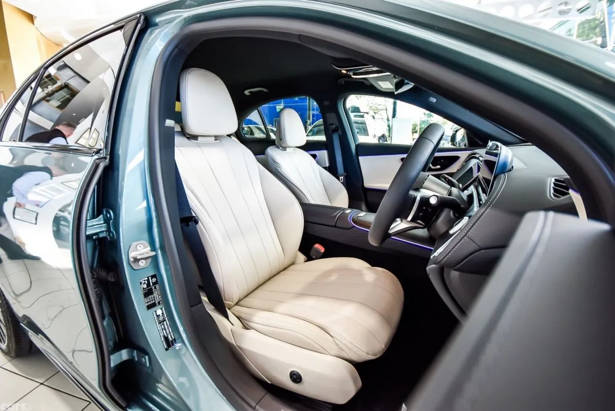 Mercedes-Benz E-Class Saloon, Diesel Plug-in Hybrid, 2027, Silver