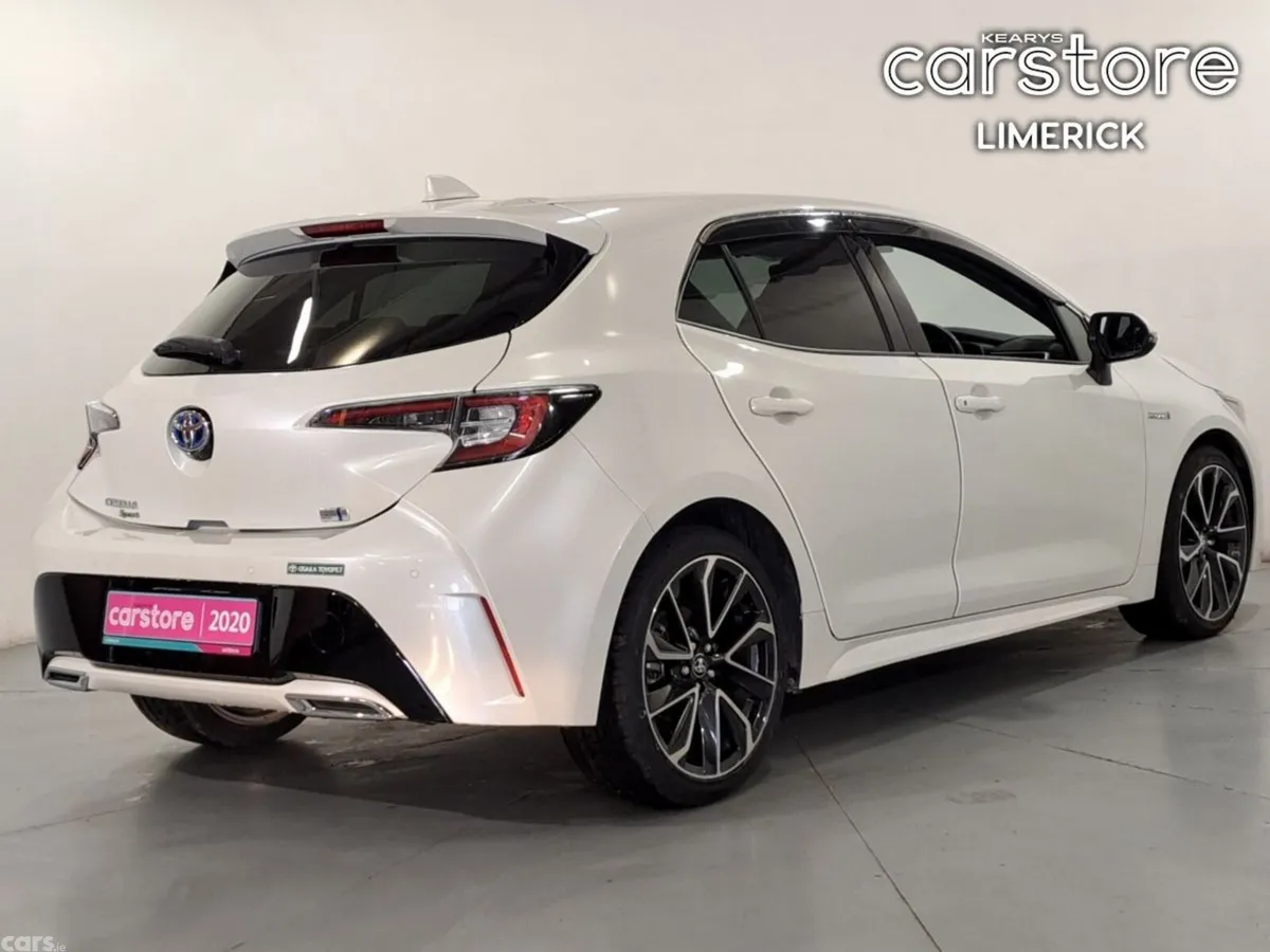 Toyota Corolla Hatchback, Petrol Hybrid, 2020, White