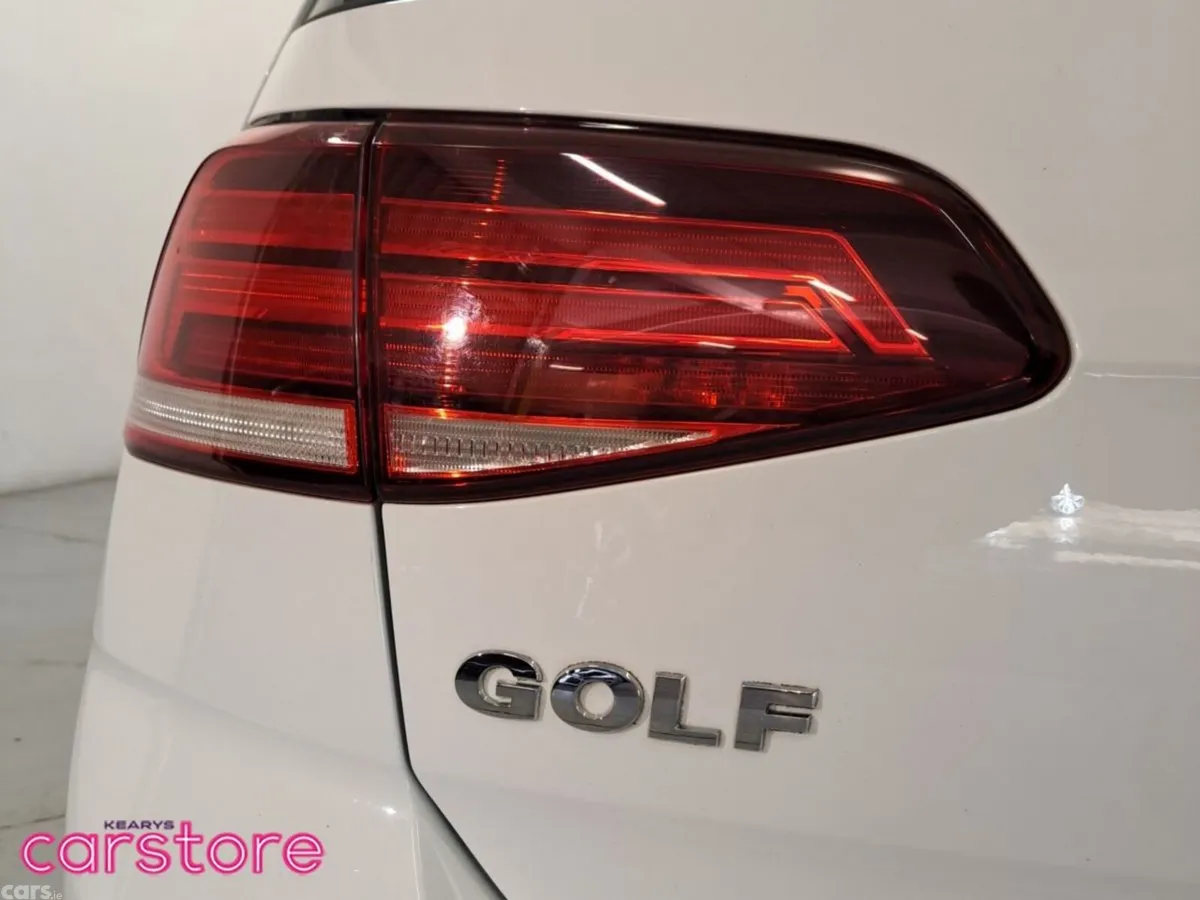 Volkswagen Golf Estate, Diesel, 2017, White