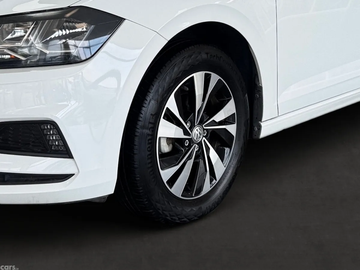 Volkswagen Polo Hatchback, Petrol, 2019, White