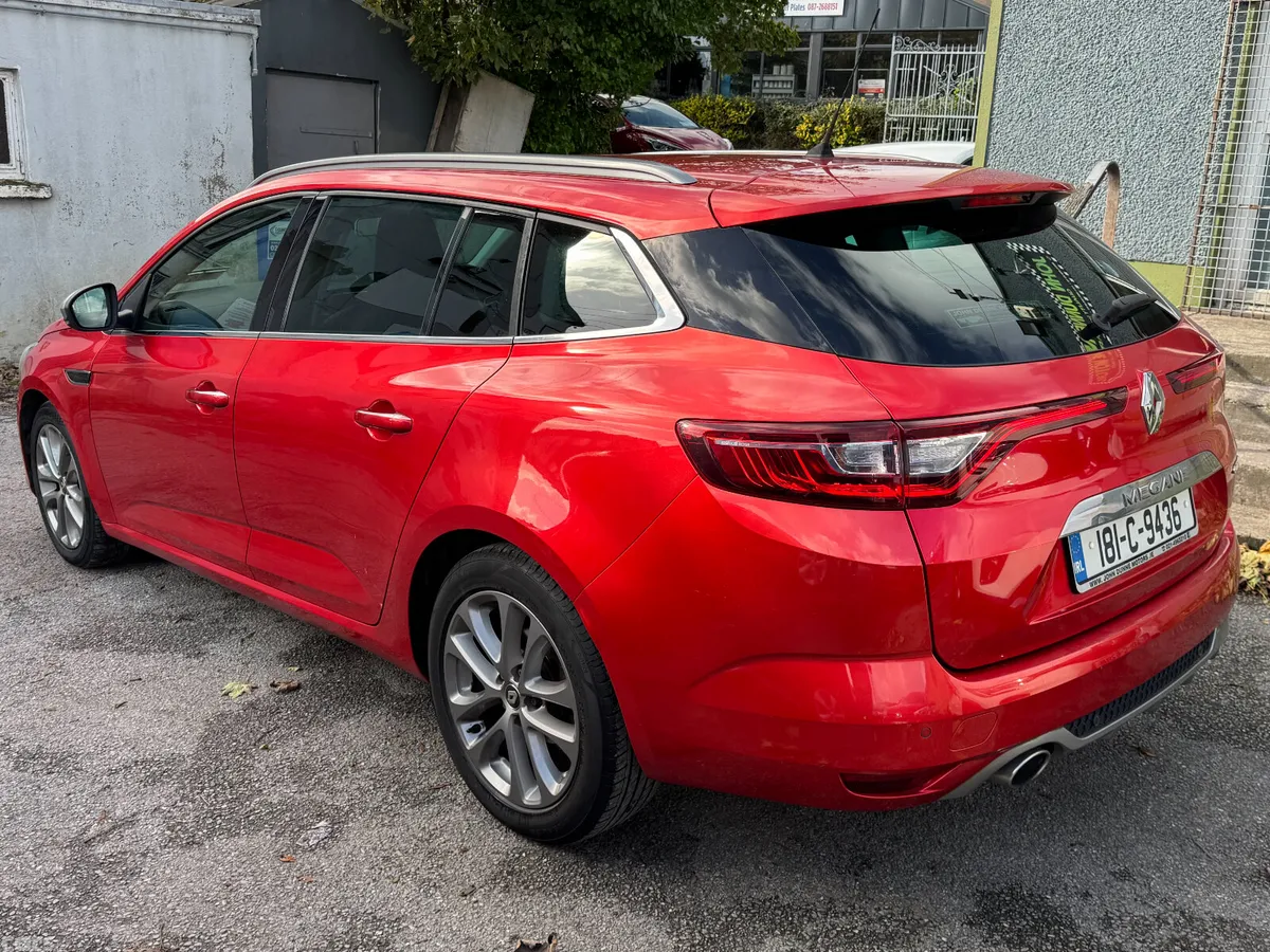 Renault Megane Estate, Diesel, 2018, Red