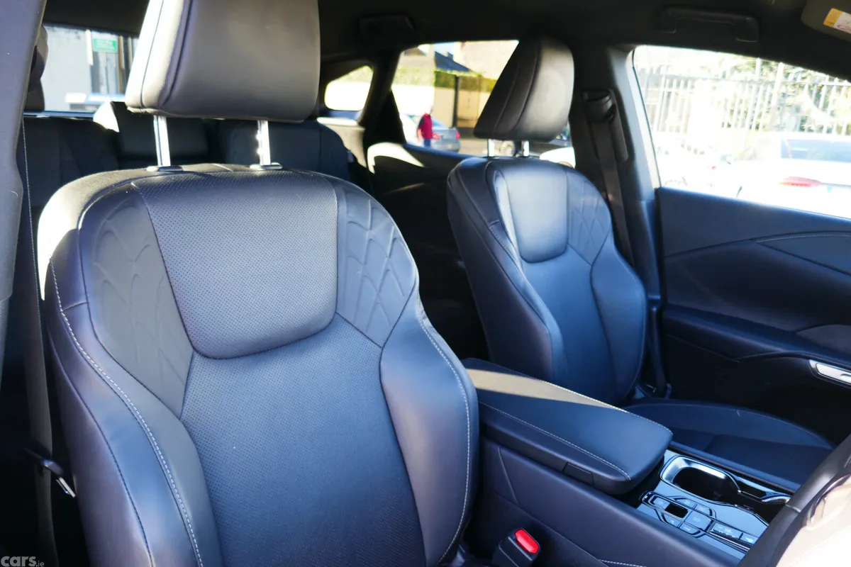 Lexus RX SUV, Petrol Plug-in Hybrid, 2023, Silver