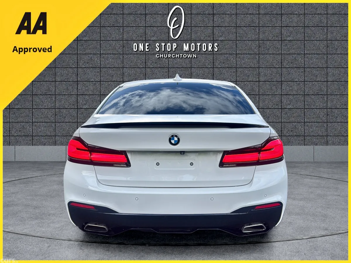 BMW 5-Series Saloon, Petrol Plug-in Hybrid, 2019, White