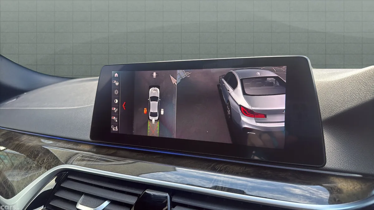 BMW 5-Series Saloon, Petrol Plug-in Hybrid, 2019, White