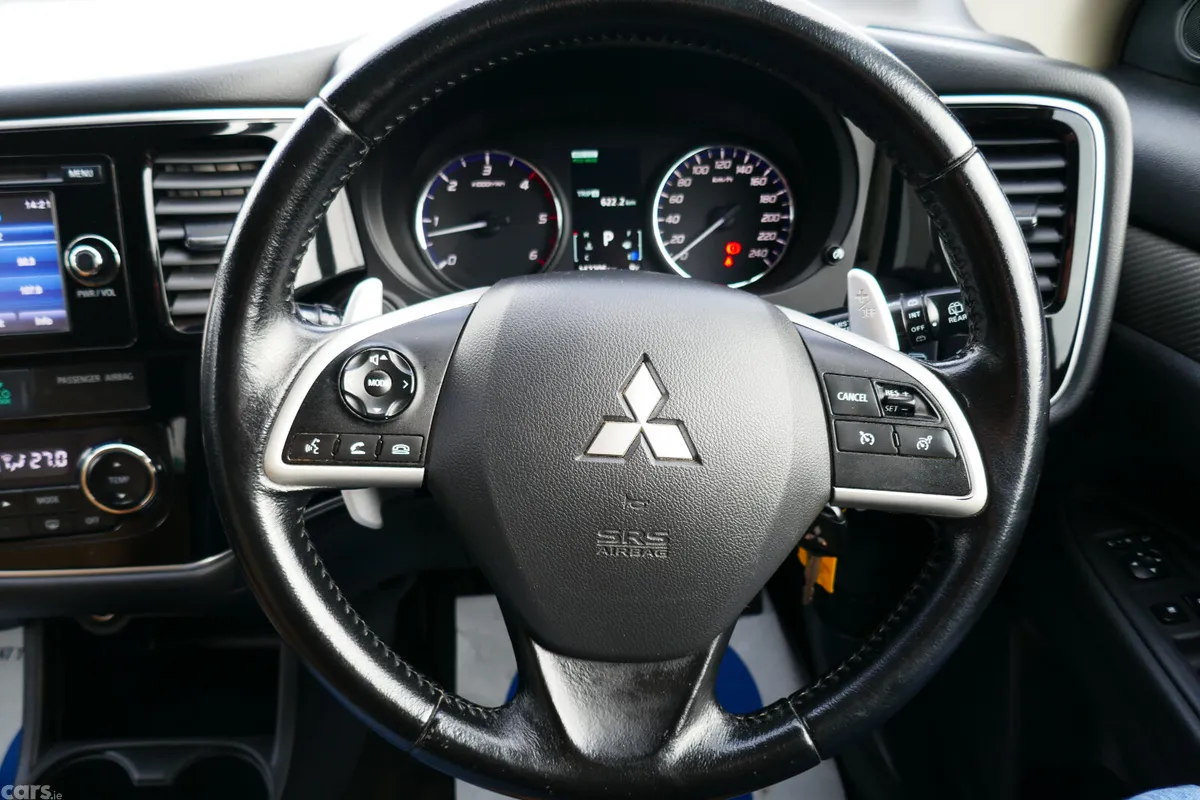Mitsubishi Outlander SUV, Diesel, 2015, Black