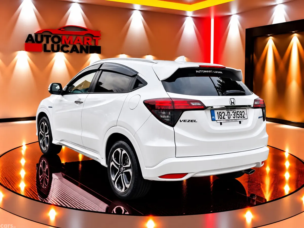 Honda Vezel SUV, Petrol Hybrid, 2018, White