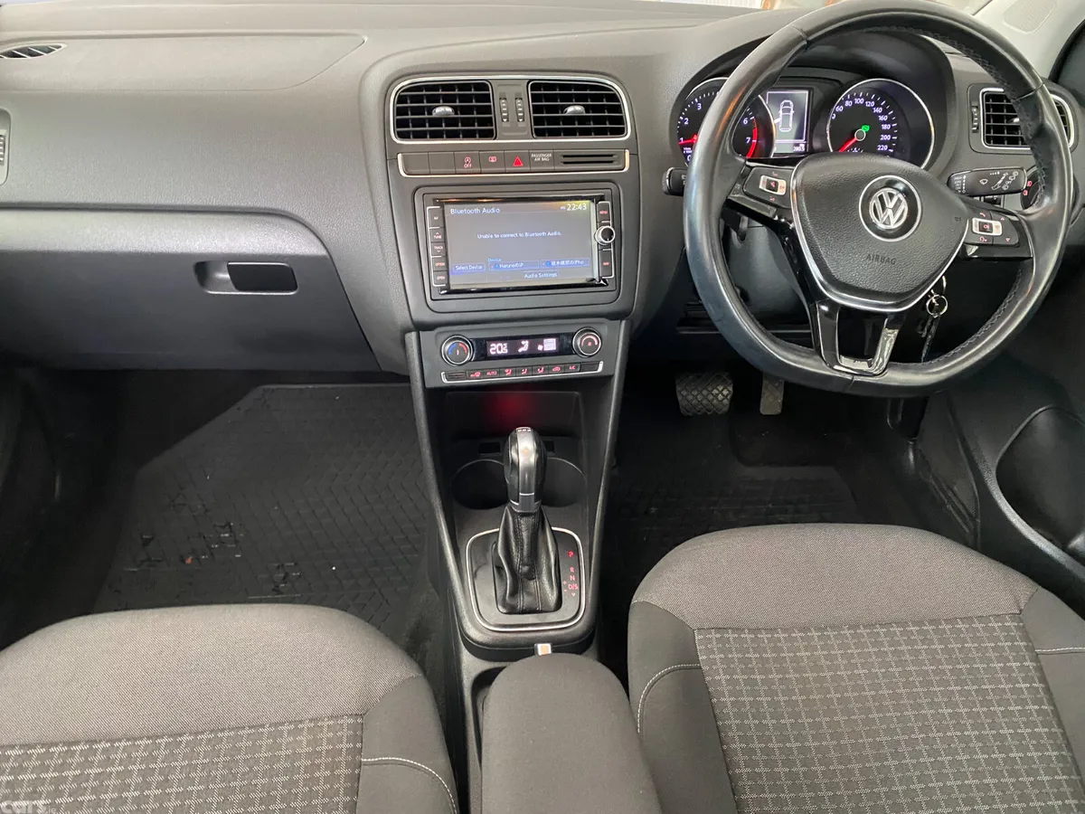 Volkswagen Polo Hatchback, Petrol, 2016, Silver