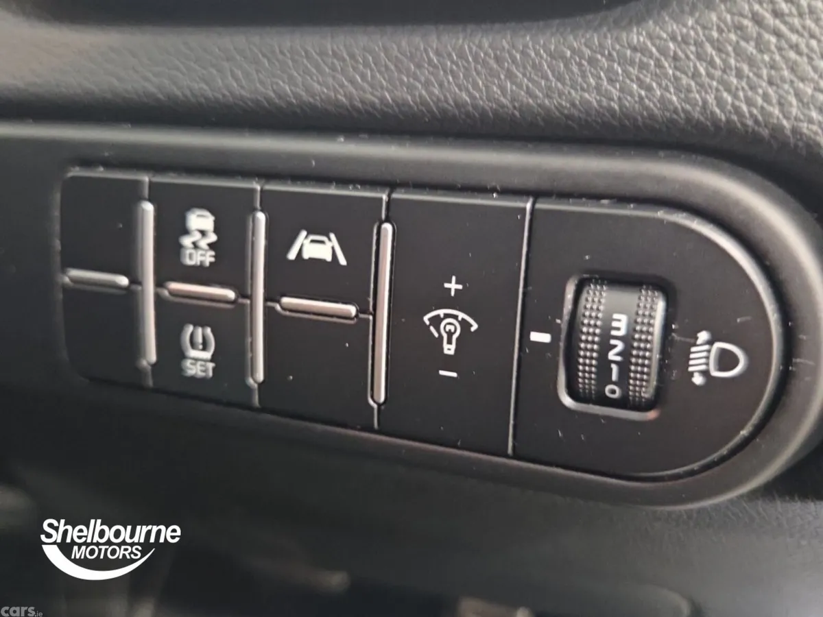 Kia Ceed Hatchback, Petrol, 2025, Blue
