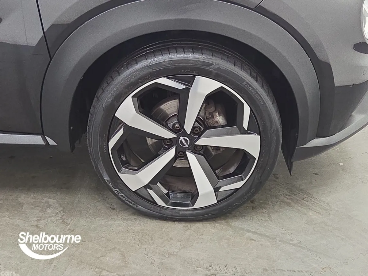 Nissan Juke Hatchback, Petrol, 2023, Black