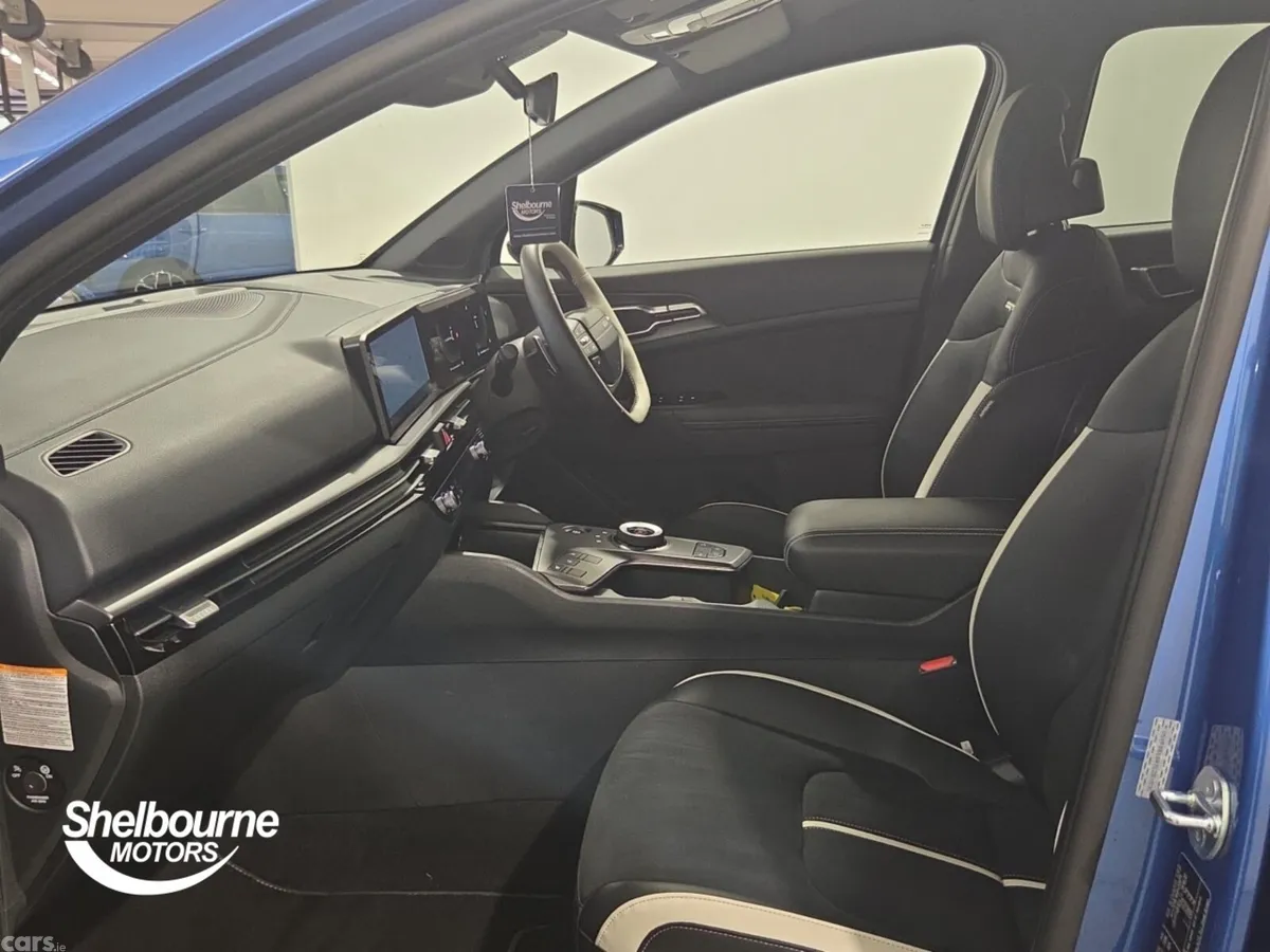Kia Sportage SUV, Petrol Hybrid, 2025, Blue