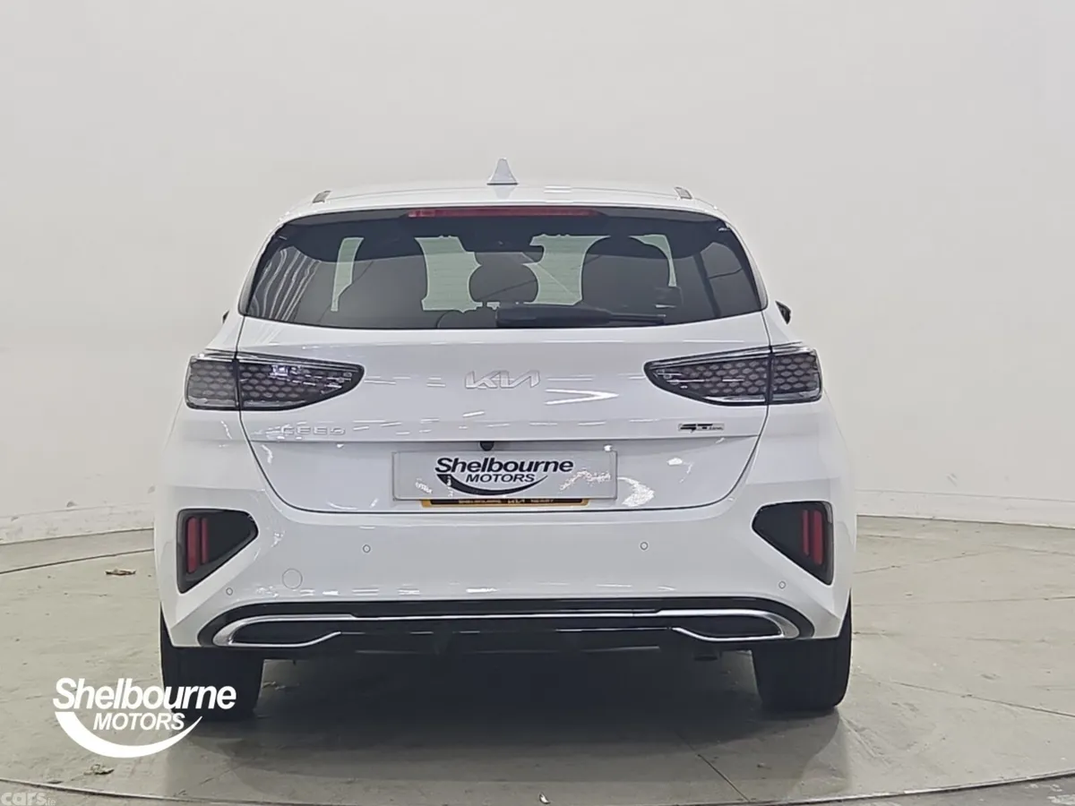 Kia Ceed Hatchback, Petrol, 2025, White