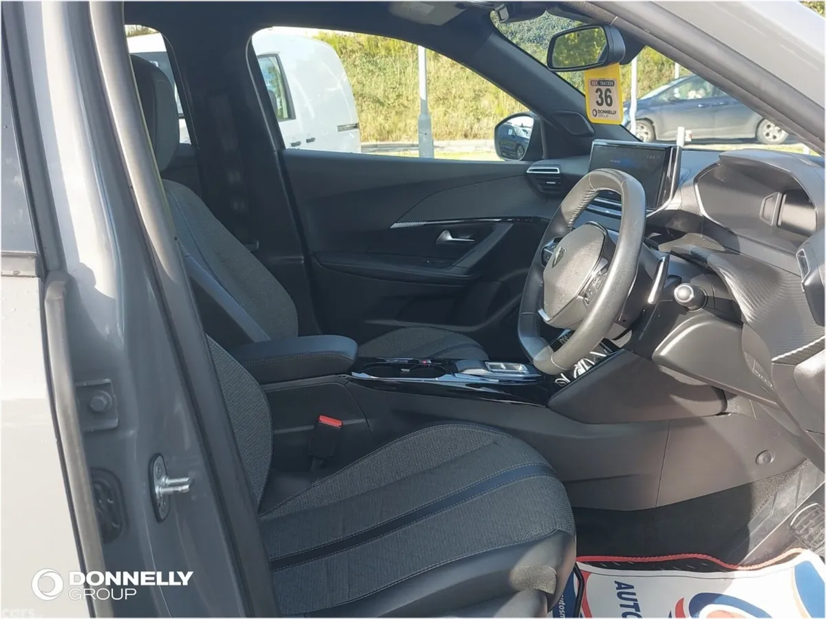 Peugeot 2008 Estate, Petrol, 2023, Grey