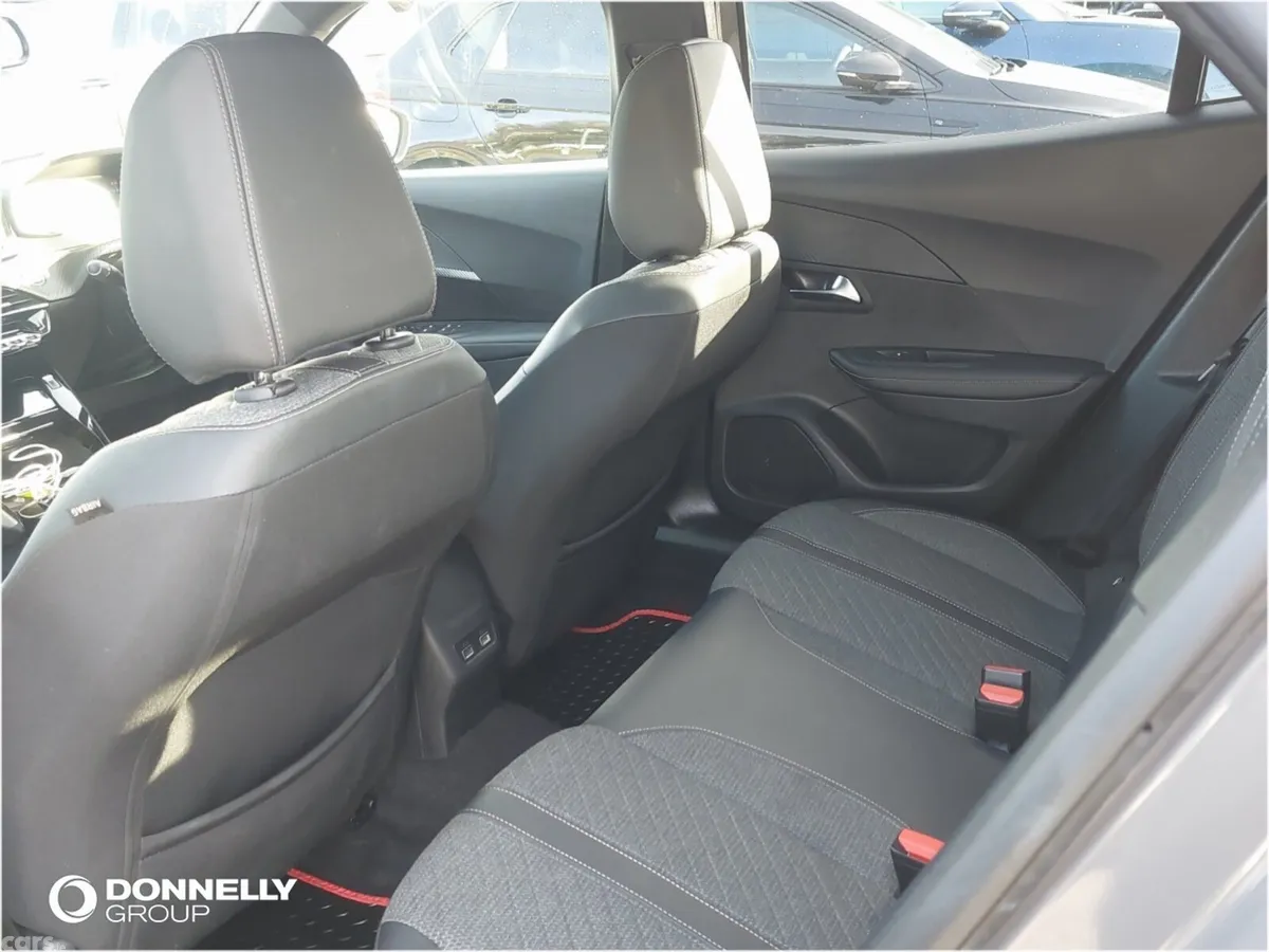 Peugeot 2008 Estate, Petrol, 2023, Grey