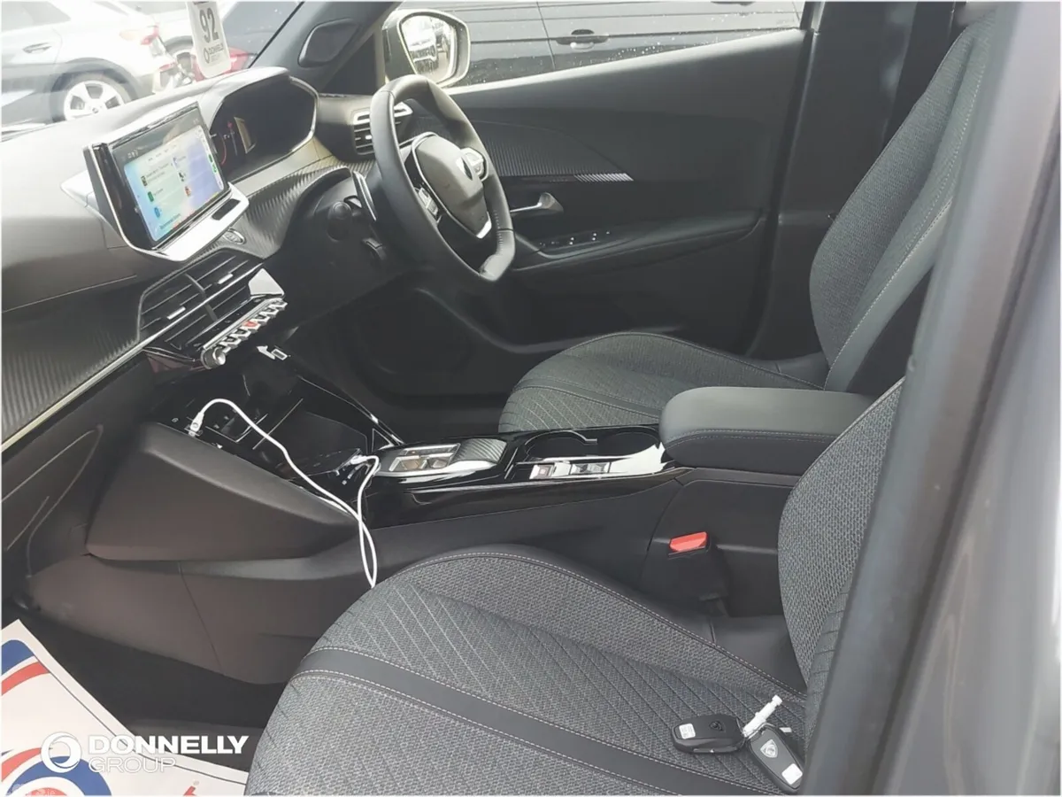 Peugeot 2008 Estate, Petrol, 2025, Grey