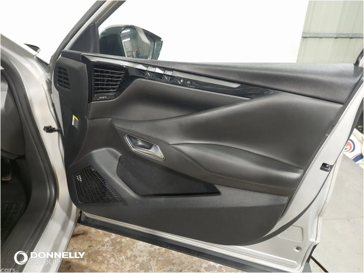 Other Other Hatchback, Diesel, 2023, Silver