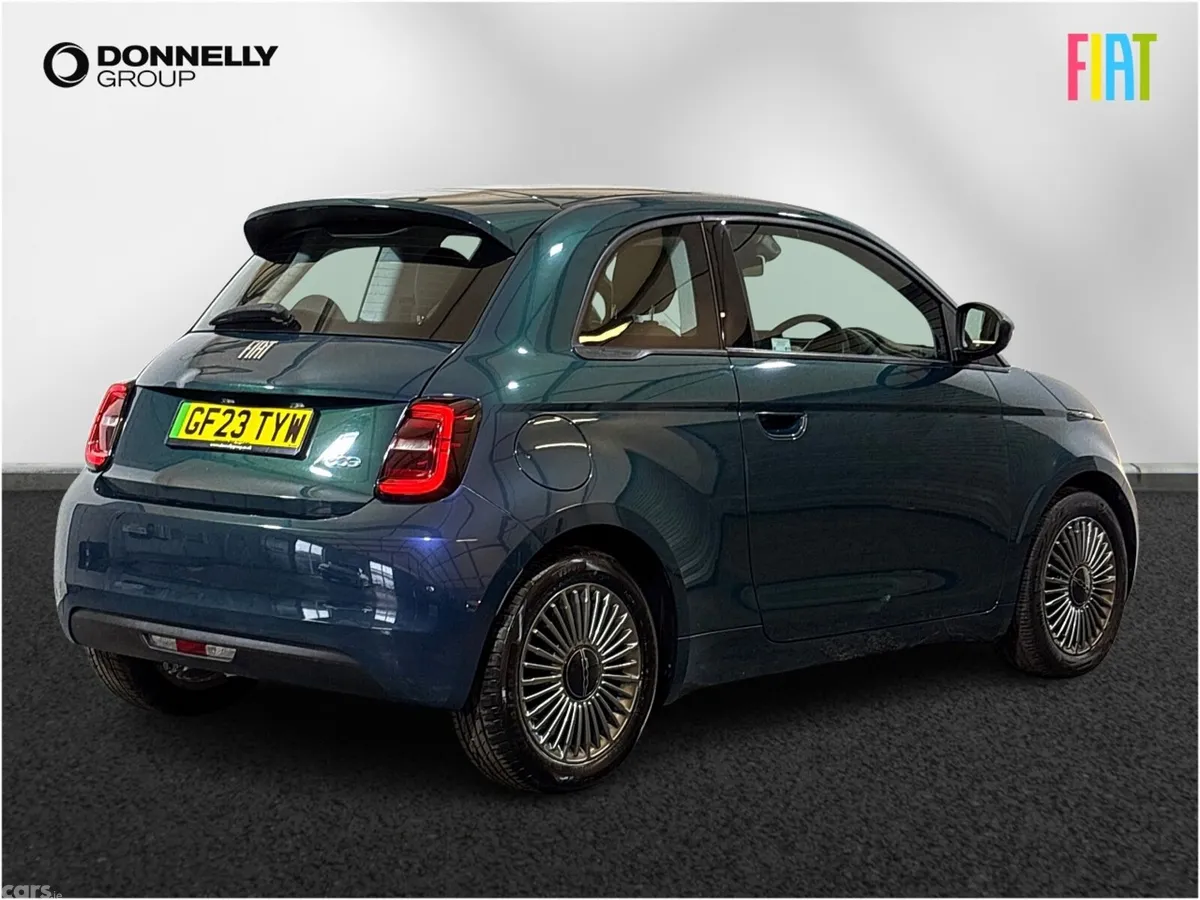 Fiat 500 Hatchback, Electric, 2023, Green