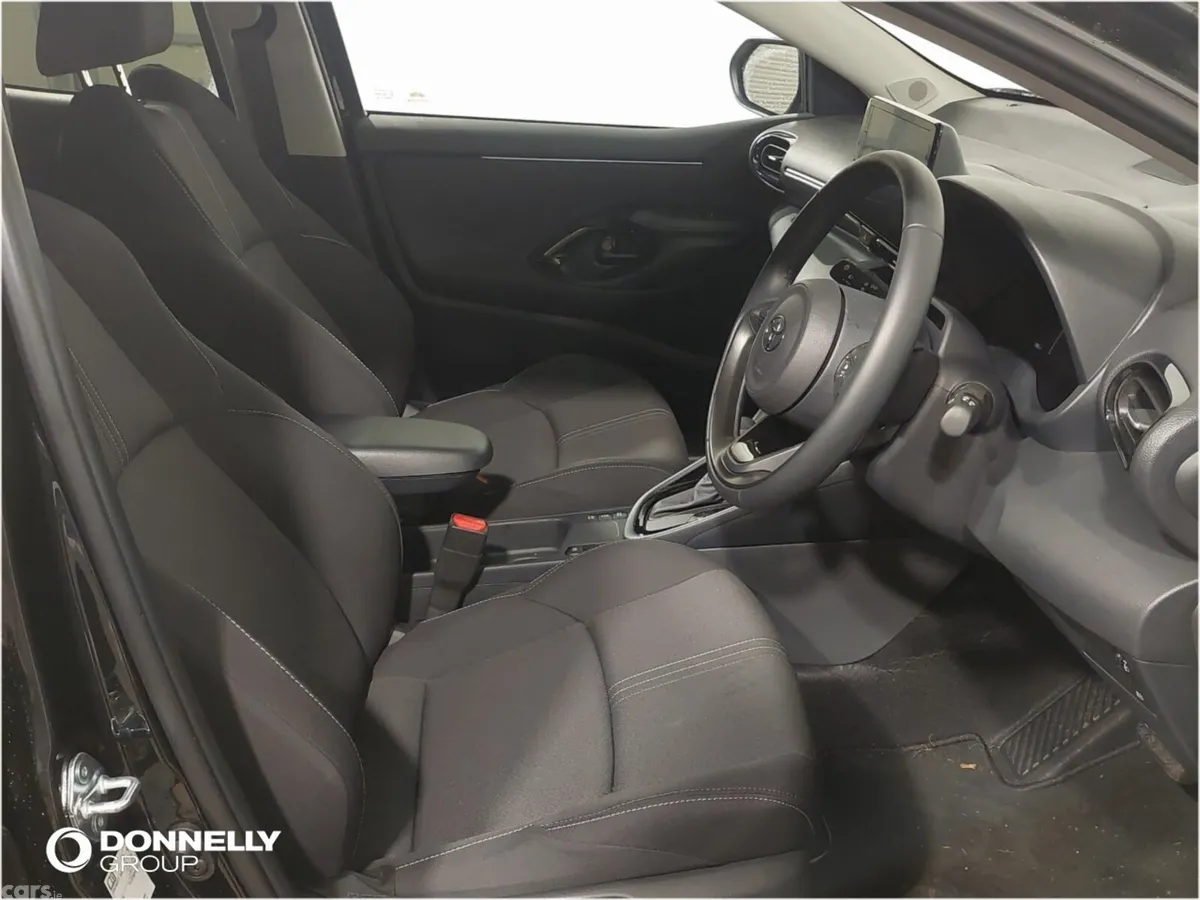 Toyota Yaris Hatchback, Petrol Hybrid, 2026, Black