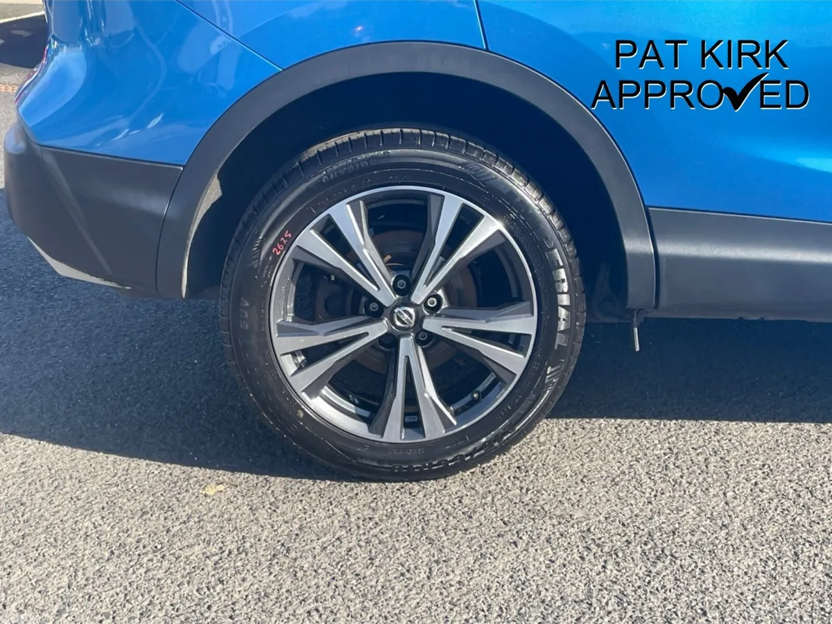 Nissan Qashqai Hatchback, Diesel, 2020, Blue