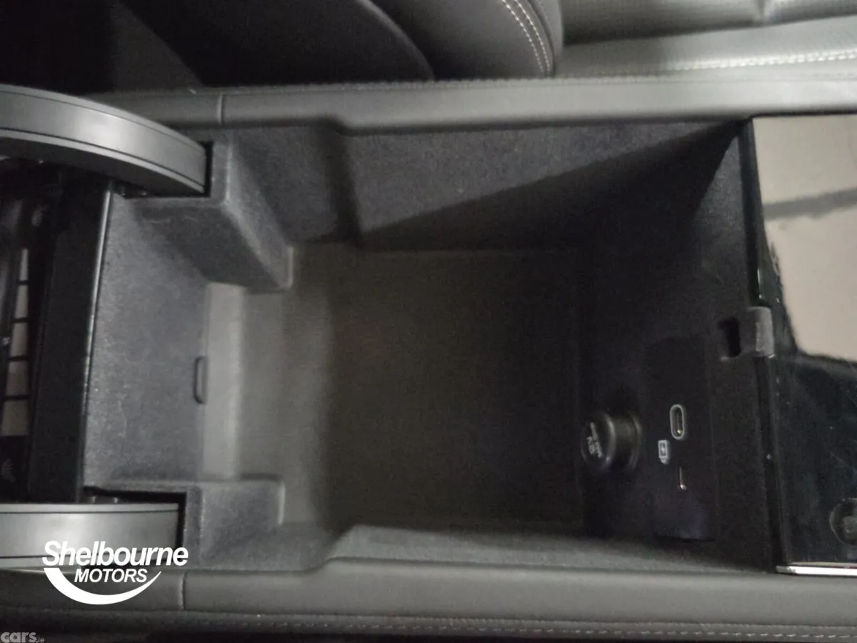 Volvo XC90 SUV, Petrol, 2025, Black