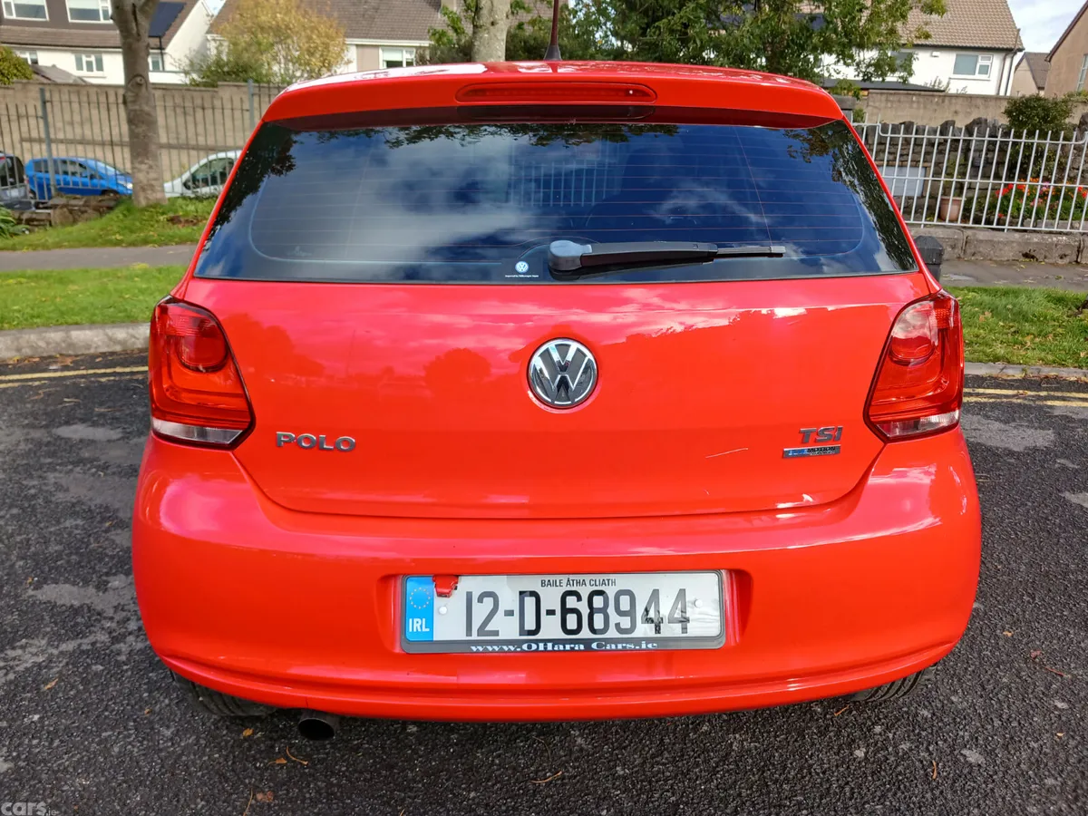 Volkswagen Polo Hatchback, Petrol, 2012, Red