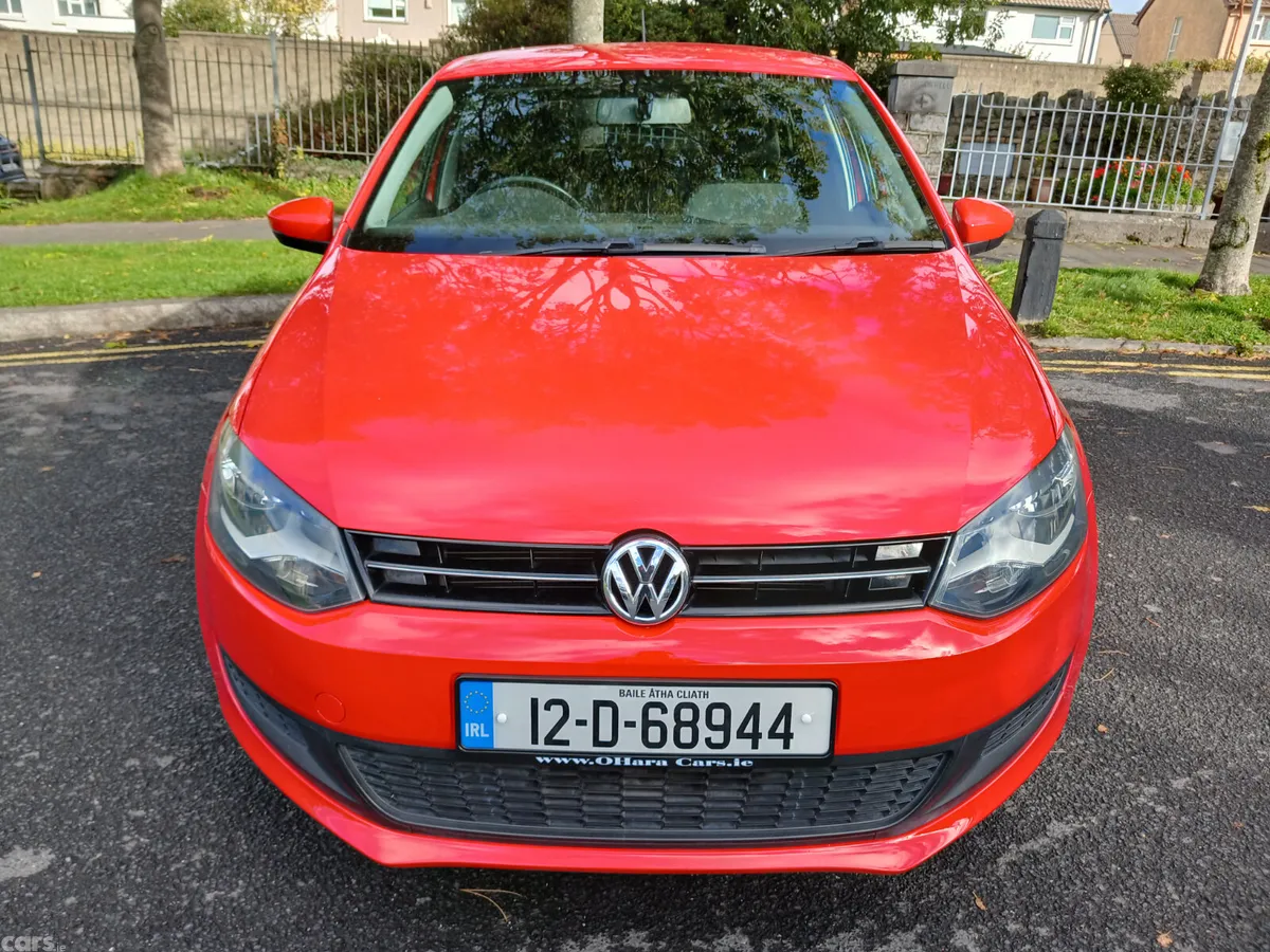 Volkswagen Polo Hatchback, Petrol, 2012, Red