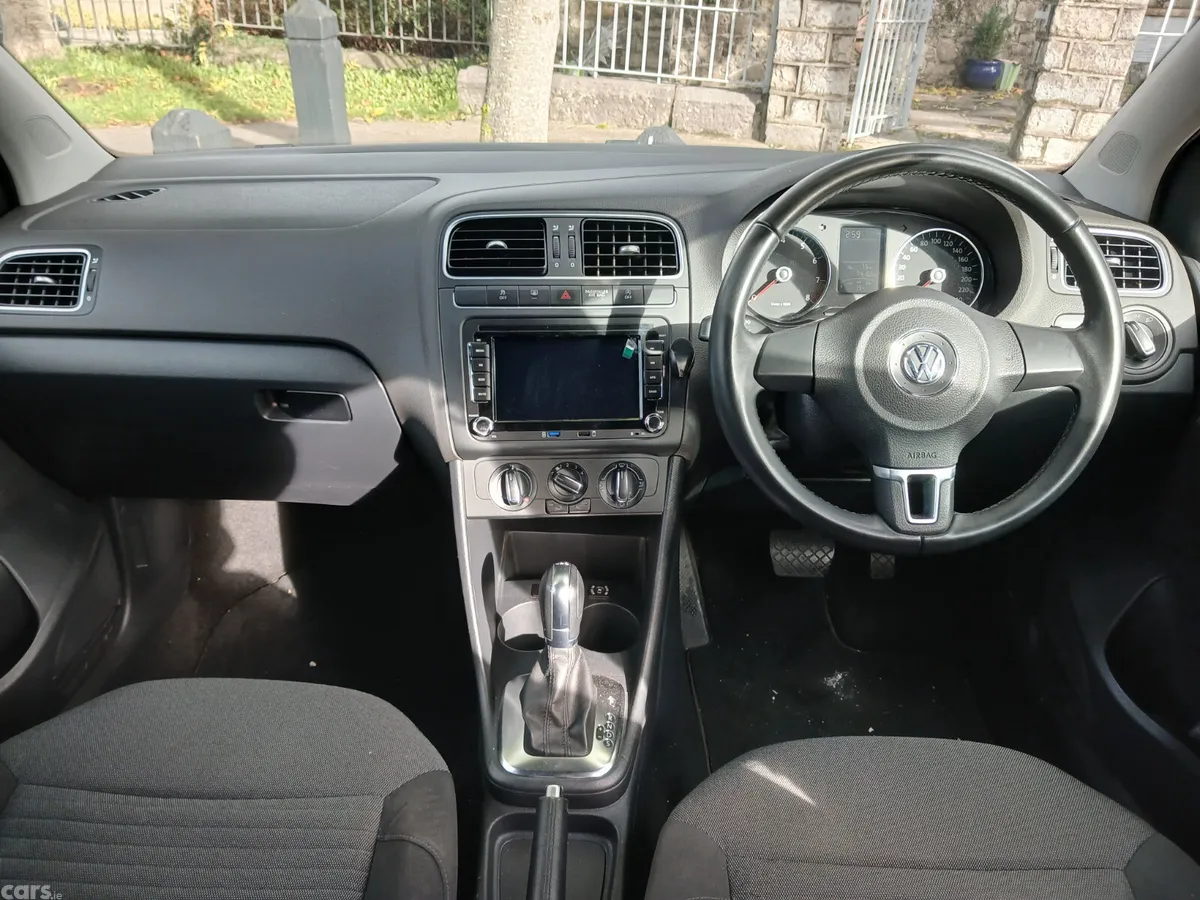 Volkswagen Polo Hatchback, Petrol, 2012, Red