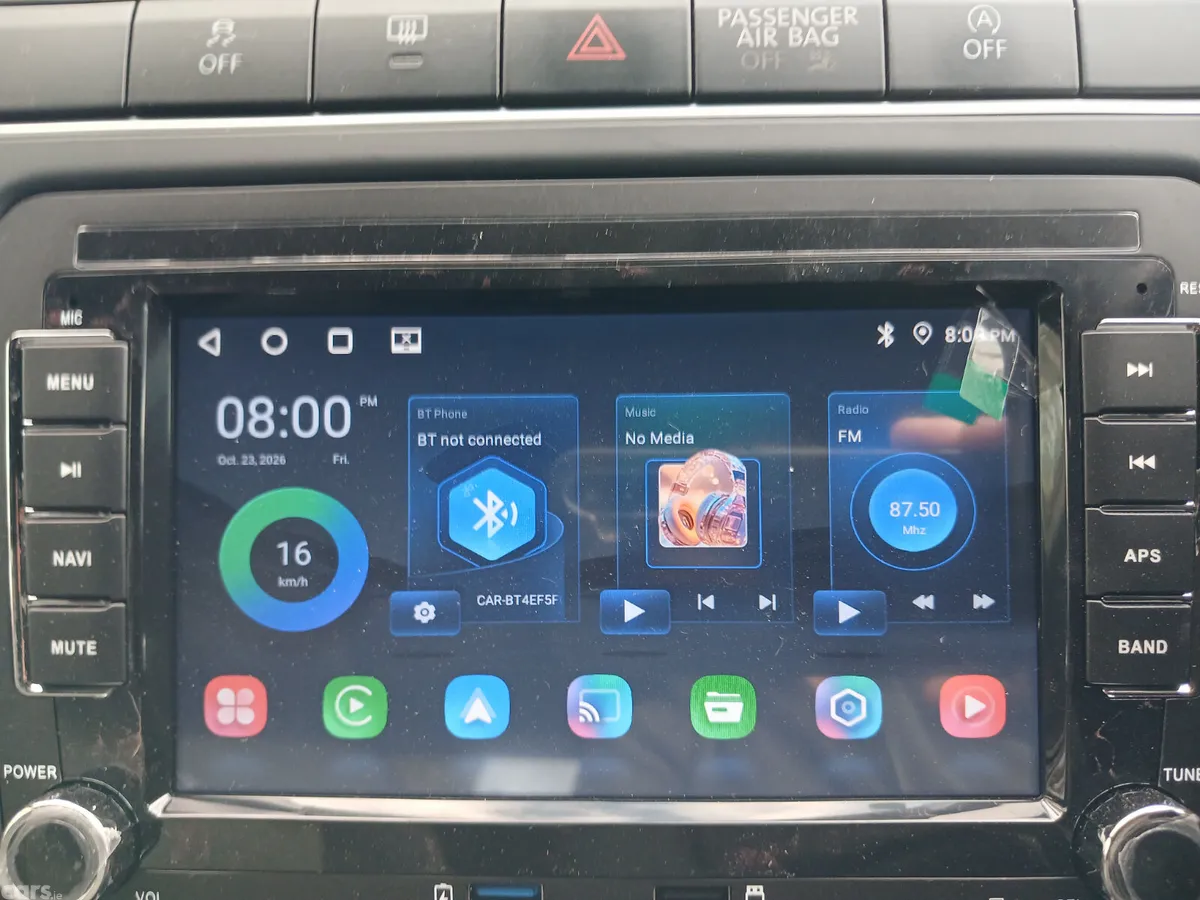Volkswagen Polo Hatchback, Petrol, 2012, Red
