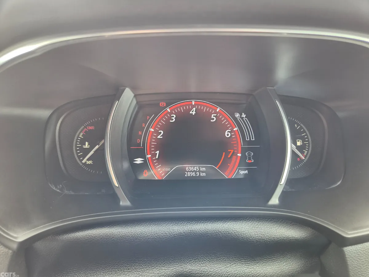 Renault Megane Hatchback, Petrol, 2019, Orange