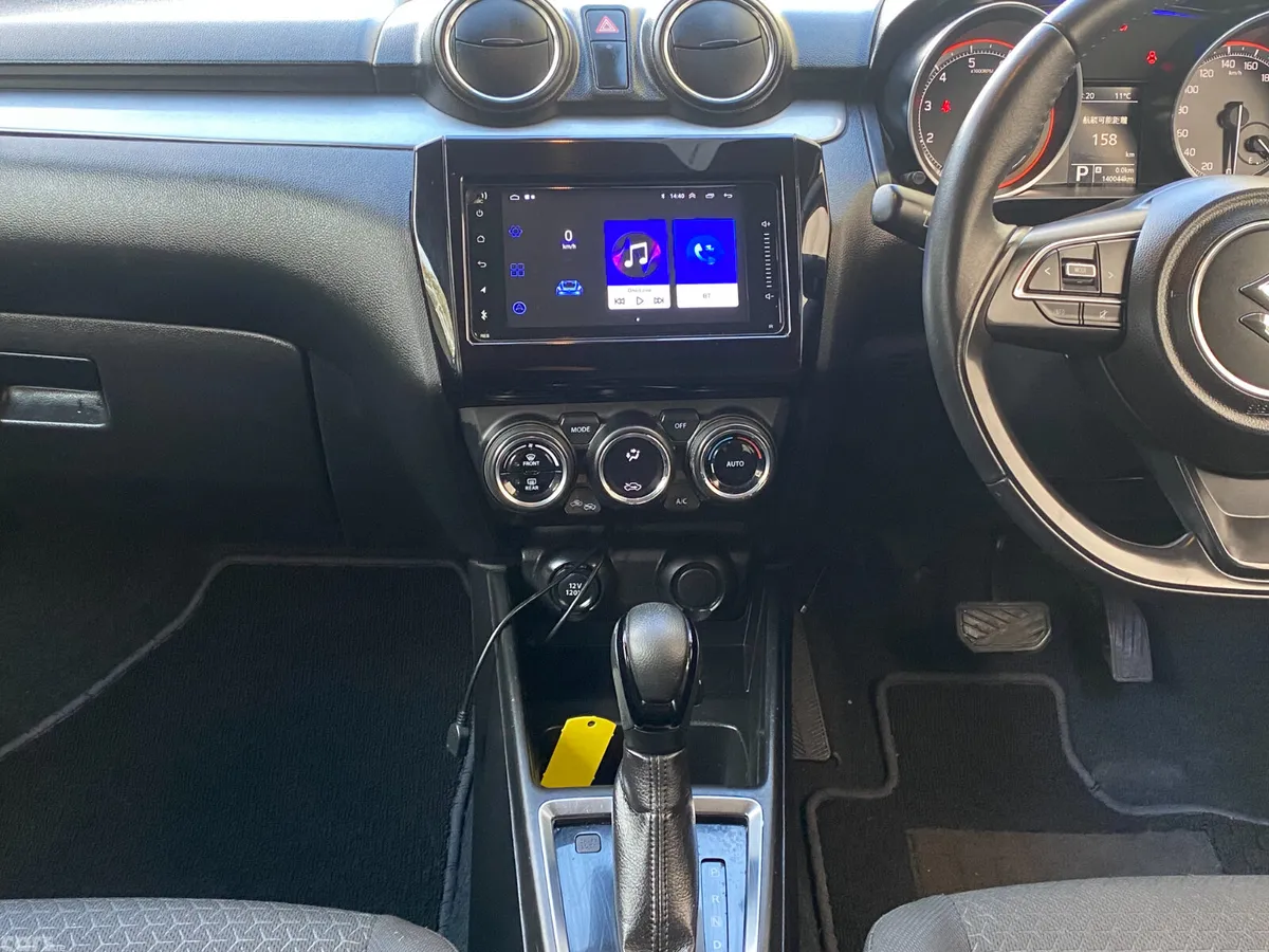 Suzuki Swift Hatchback, Petrol, 2019, Silver