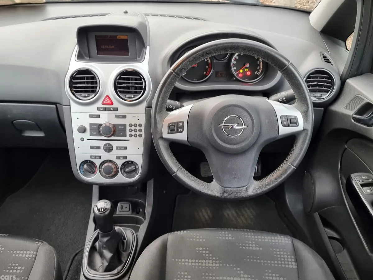 Opel Corsa Hatchback, Petrol, 2014, Grey