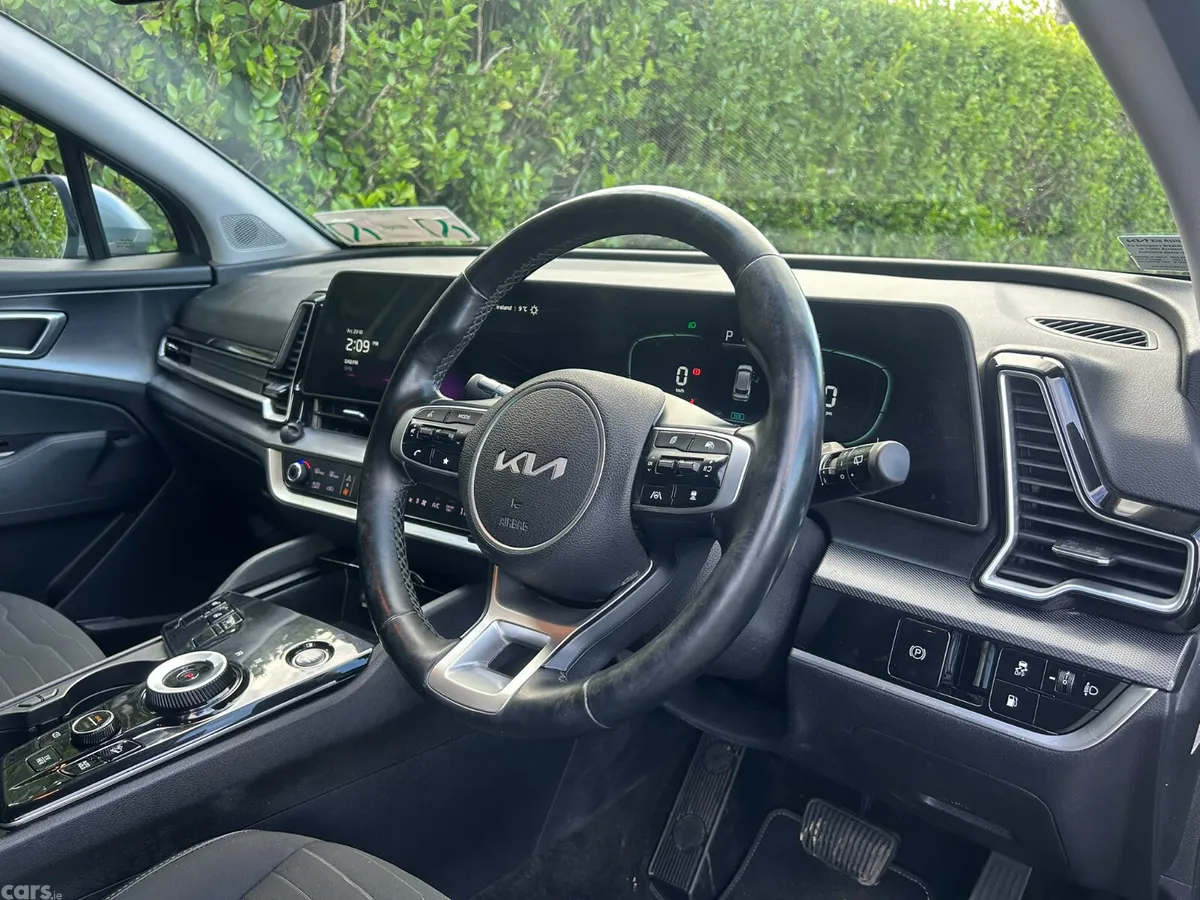 Kia Sportage SUV, Petrol Plug-in Hybrid, 2023, Grey