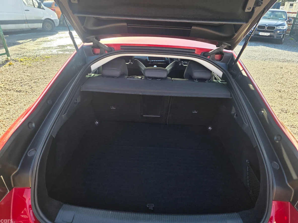 Peugeot 508 Hatchback, Diesel, 2019, Red