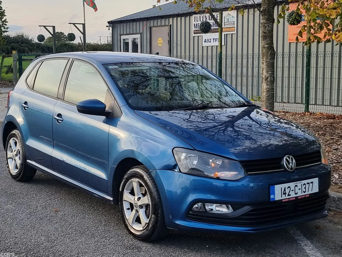 Volkswagen Polo Hatchback, Petrol, 2014, Green