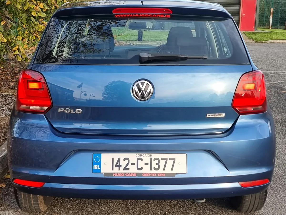 Volkswagen Polo Hatchback, Petrol, 2014, Green