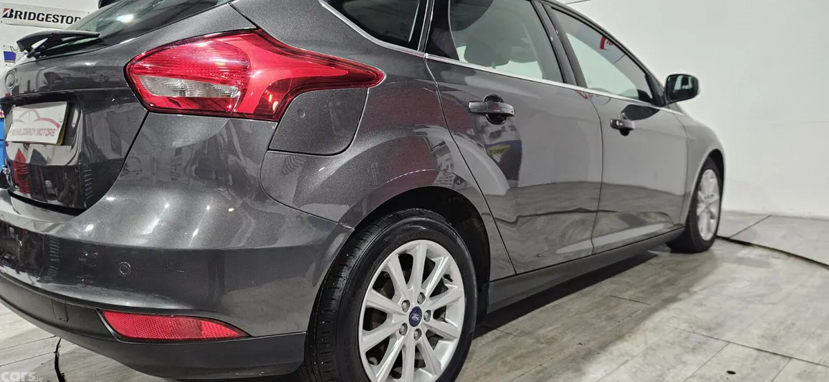Ford Focus Hatchback, Diesel, 2016, Grey